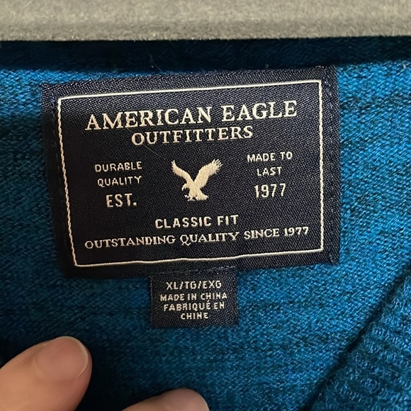 American Eagle size XL blue and black heather v-neck classic fit sweater - Picture 2 of 6
